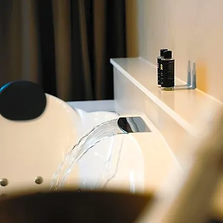 The Bed & Wellness Sauna, Jacuzzi, Luxury Hotel